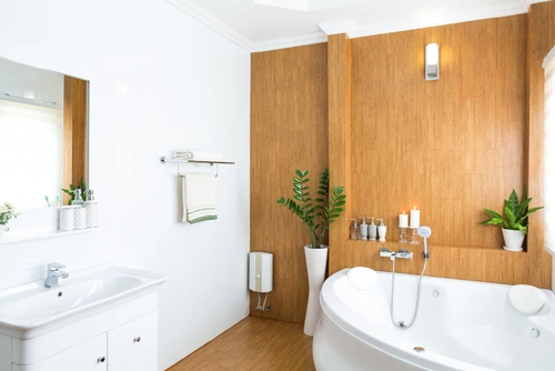 Modernisiertes Badezimmer im Reihenhaus in Spandau
